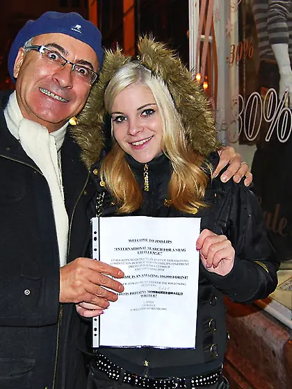 Blonde prepares tight asshole