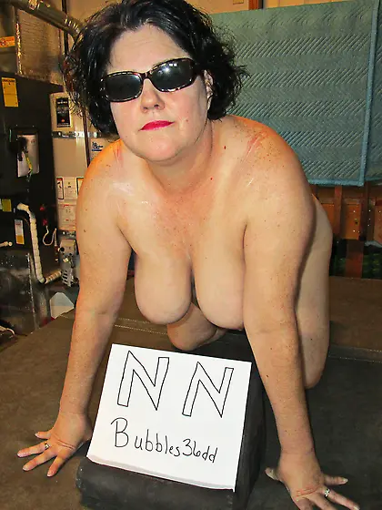 Bubbles Mix on Tub Lid