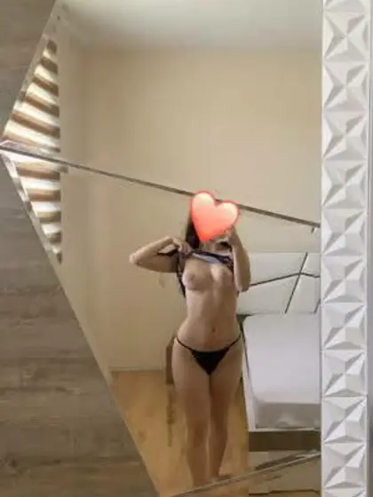 u/petitebutterface u/tinypeachpuff u/ peachpuff