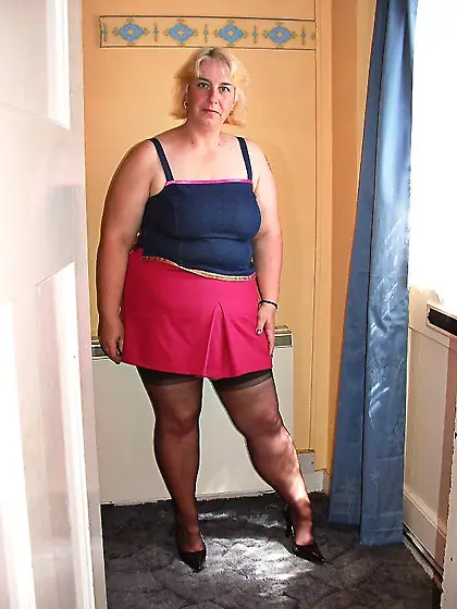 MILF Sex Toys Jay Sexy from United Kingdom