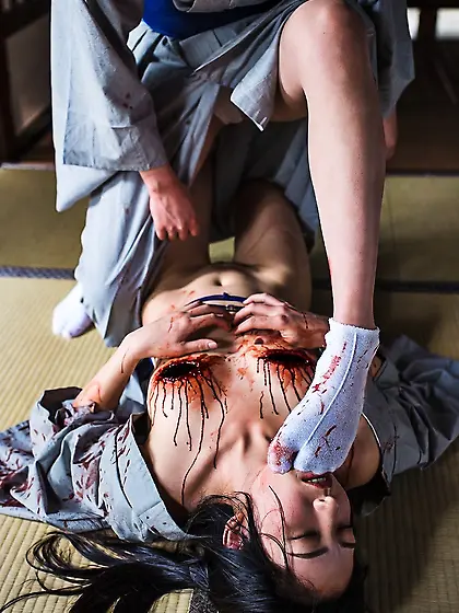 Bloody Kunoichi Stepped on by Tabi Sock (AI)