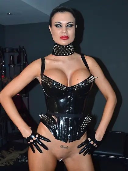 Pervert brunette mistress latex