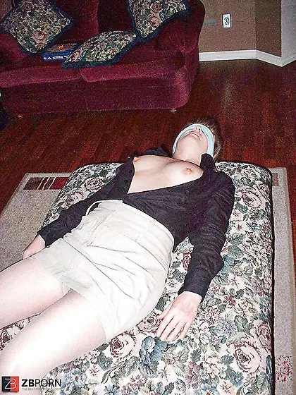 Plumpers, jizz dumpers, nymphs displaying off.