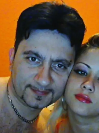 Blonde porcelinabo brunette porcelinobo