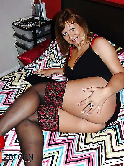 Cool British Mature - Sandy