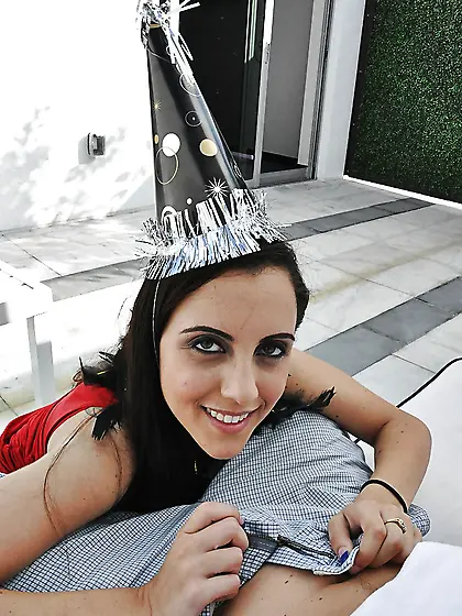 Moaning young slut Roxanne Rae gets her ass penetrated in the be