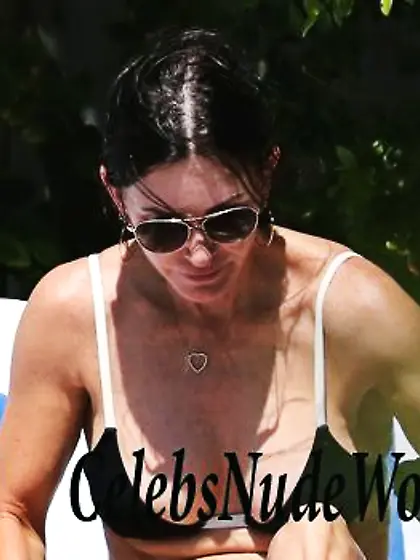 Courteney Cox Wearing A Bikini In Miami