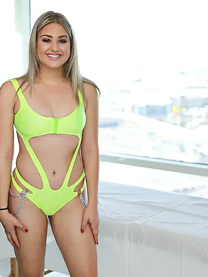 American dripping messy pussy