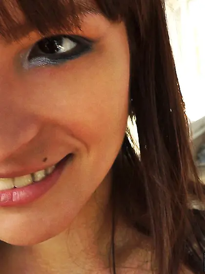 Full titted brunette Romaneta Rosse is paid to blow and fuck str