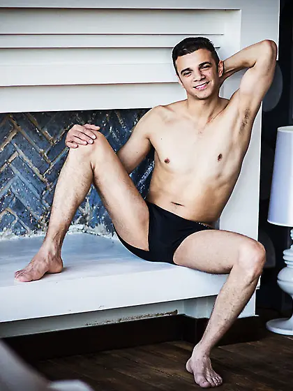 White gay a0lubeitupbb close