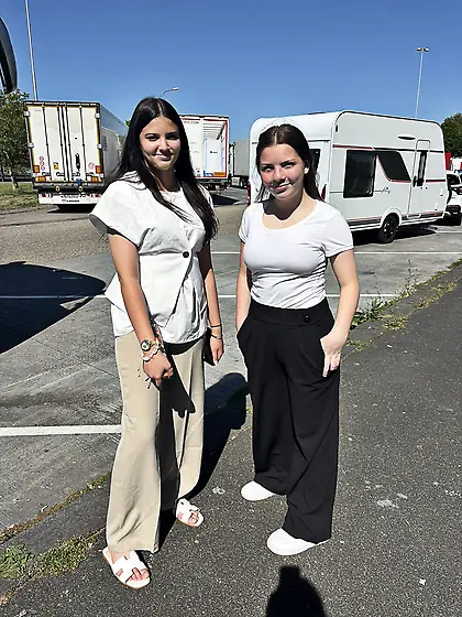 What would you do? Left or right?