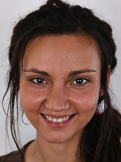 Dreadlocked slim beauty small