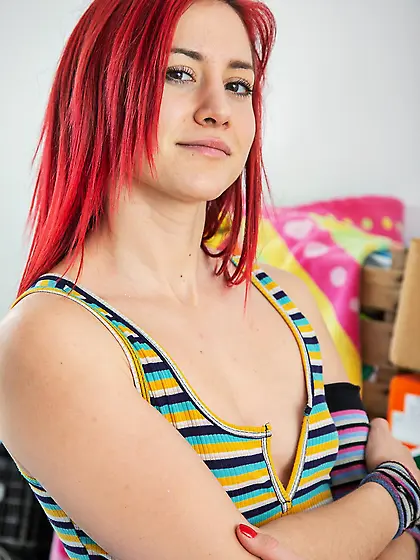 Flexible girl named Danna is going to fuck that pussy silly