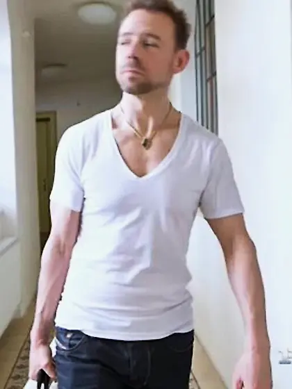 Masseur scores with fresh-faced blonde 