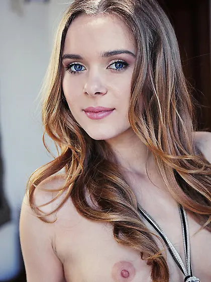 Blue-eyed british lass plays