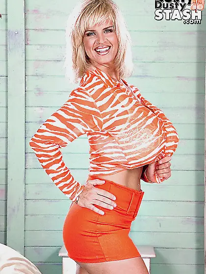 American mature massive tits