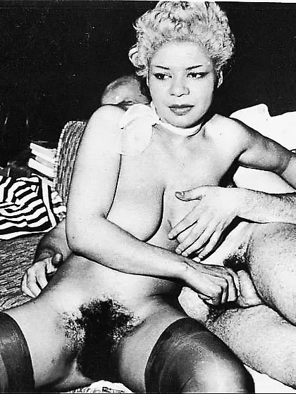Hairy vintage couples enjoy