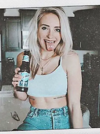 Let's stroke to this stupid cocksucker