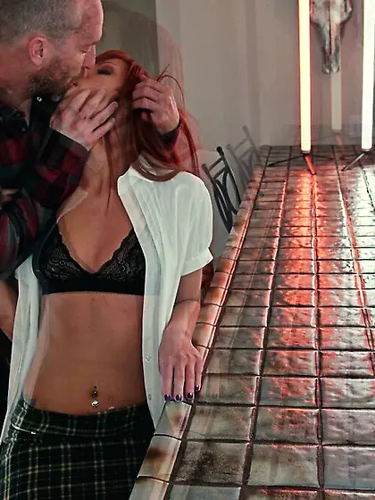 Pussy creampie for impressionable teen