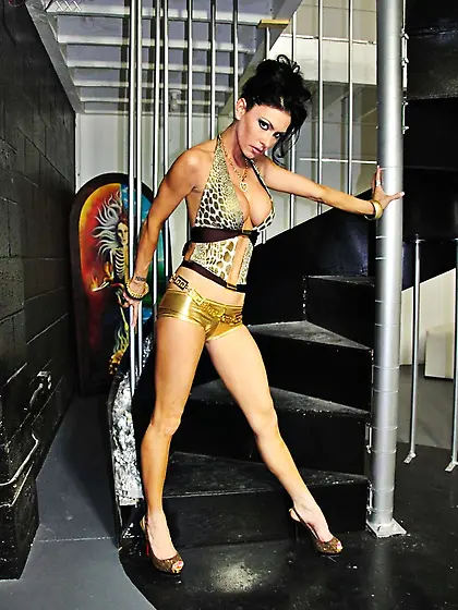 Busty brunette model Jessica Jaymes strips her lingerie and show