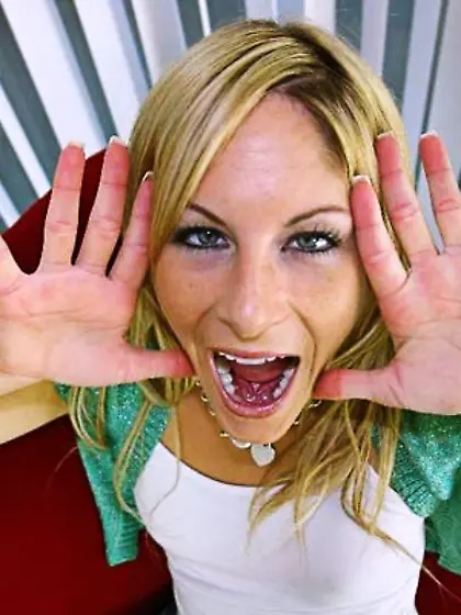 Bratty blonde Courtney Simpson in jeans skirt strips and plays w