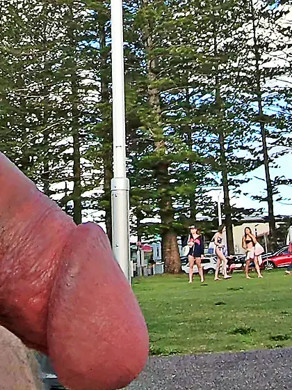 WNBR Byron Bay public erection happy hoots & grins