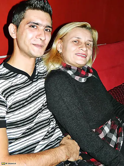 Old mom plays with young not her son PART 1