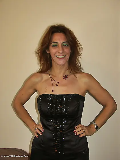 Cougar Solo Jolanda from United Kingdom