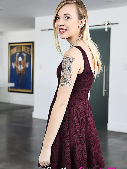 American blonde skinny amateur