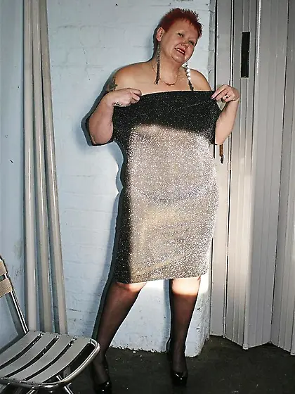 Mature Legs Valgasmic Exposed from United...