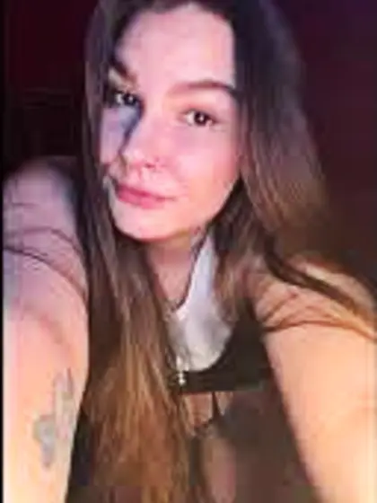 Faith from Carbondale PA loves the attention