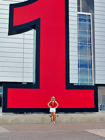 Alison Angel paid a visit to a show in order to enjoy posh cars