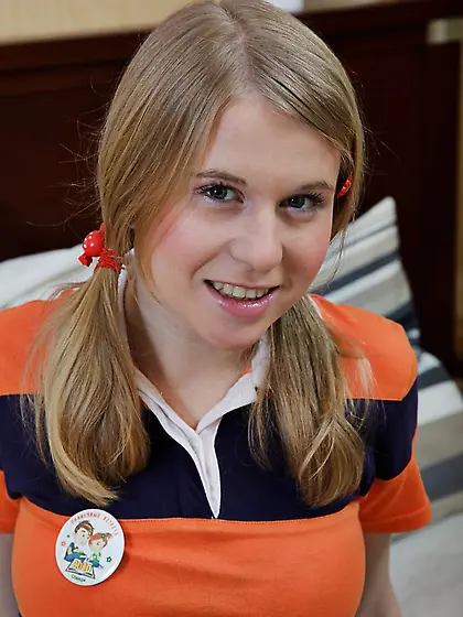 Good girl Daisy prefers