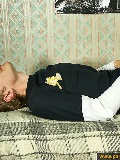 Blowjob on pantyhosed cock