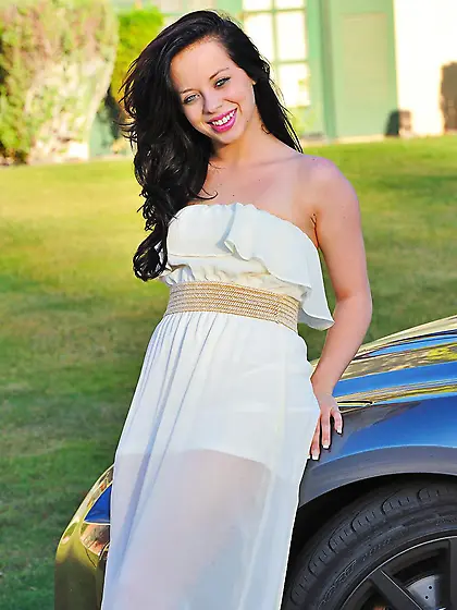 Filthy brunette Aurora FTV is fooling around outdoor pretending