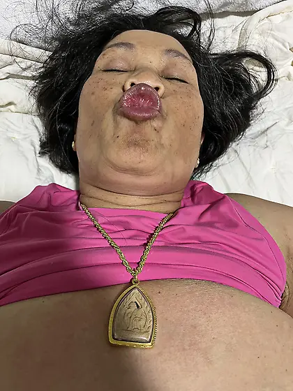 Thai Girlfriend Tits