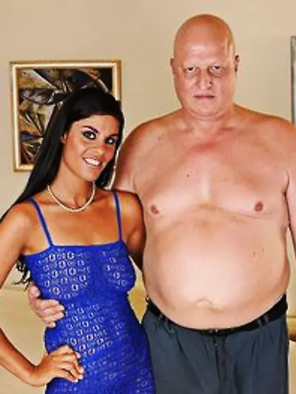 Tanned teen whore makes the old man cum after fucking him and li