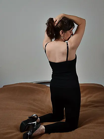 Brunette milf black bra