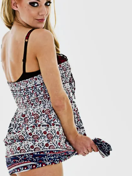 Tantalizing blonde pretty lacy