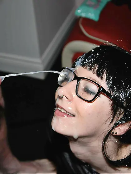 Vintage Facial cumshot On Dirty Slut