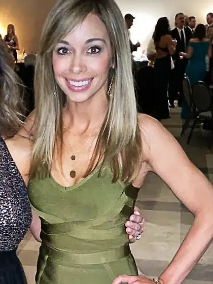 Sarah teases then gets naked for GGW