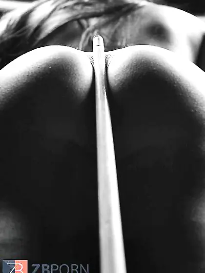 Erotic n voluptuous.