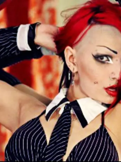 Redhead alessa perform anal