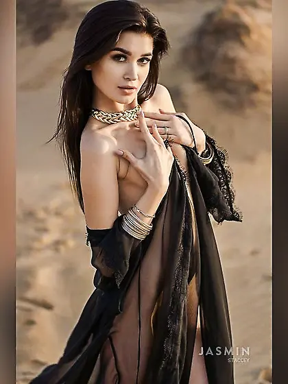 Tiny tits teen dildo