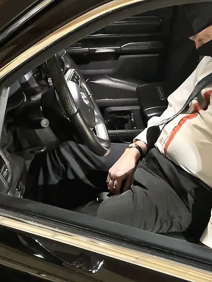 Private security guard shot dead in vehicle