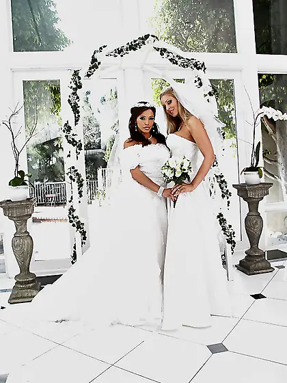 American hot ass bride