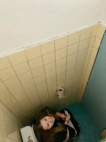 Pissing girls
