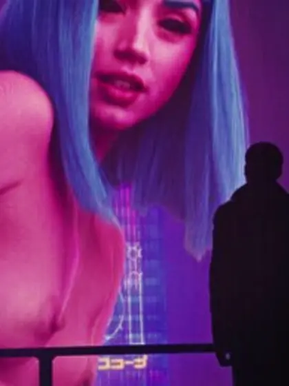 Ana de Armas,  Sallie Harmsen,  Mackenzie Davis Sexy