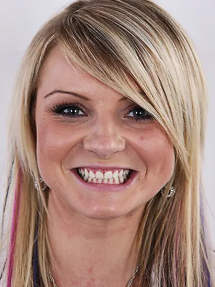 Hot horny tattooed blonde