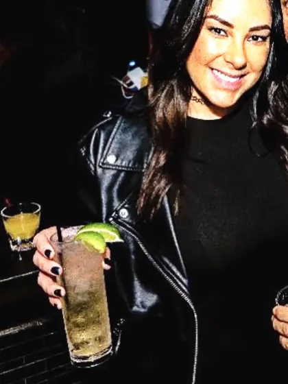 The lesbo footage Michelle hopes you forgot about